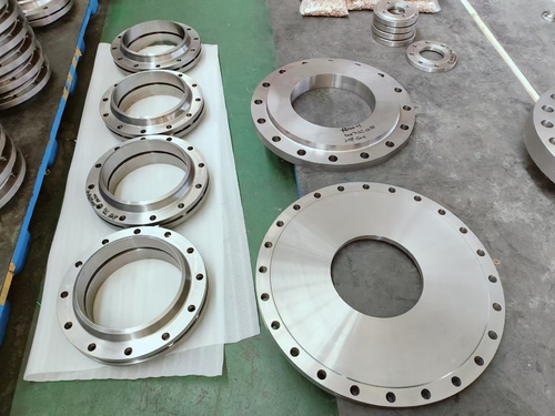 ข่าวล่าสุดของบริษัทเกี่ยวกับ LHTI ทิตาเนียม Flanges ส่ง